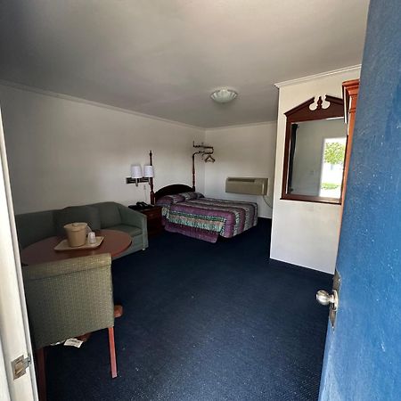 Four Oaks Lodging Smithfield Εξωτερικό φωτογραφία