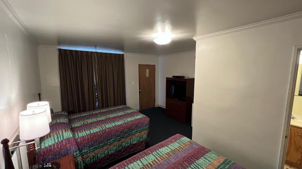 Four Oaks Lodging Smithfield Εξωτερικό φωτογραφία