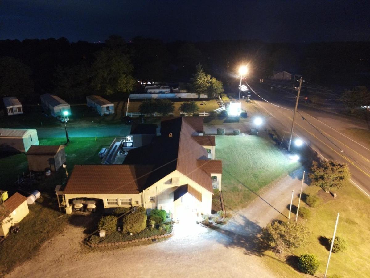 Four Oaks Lodging Smithfield Εξωτερικό φωτογραφία