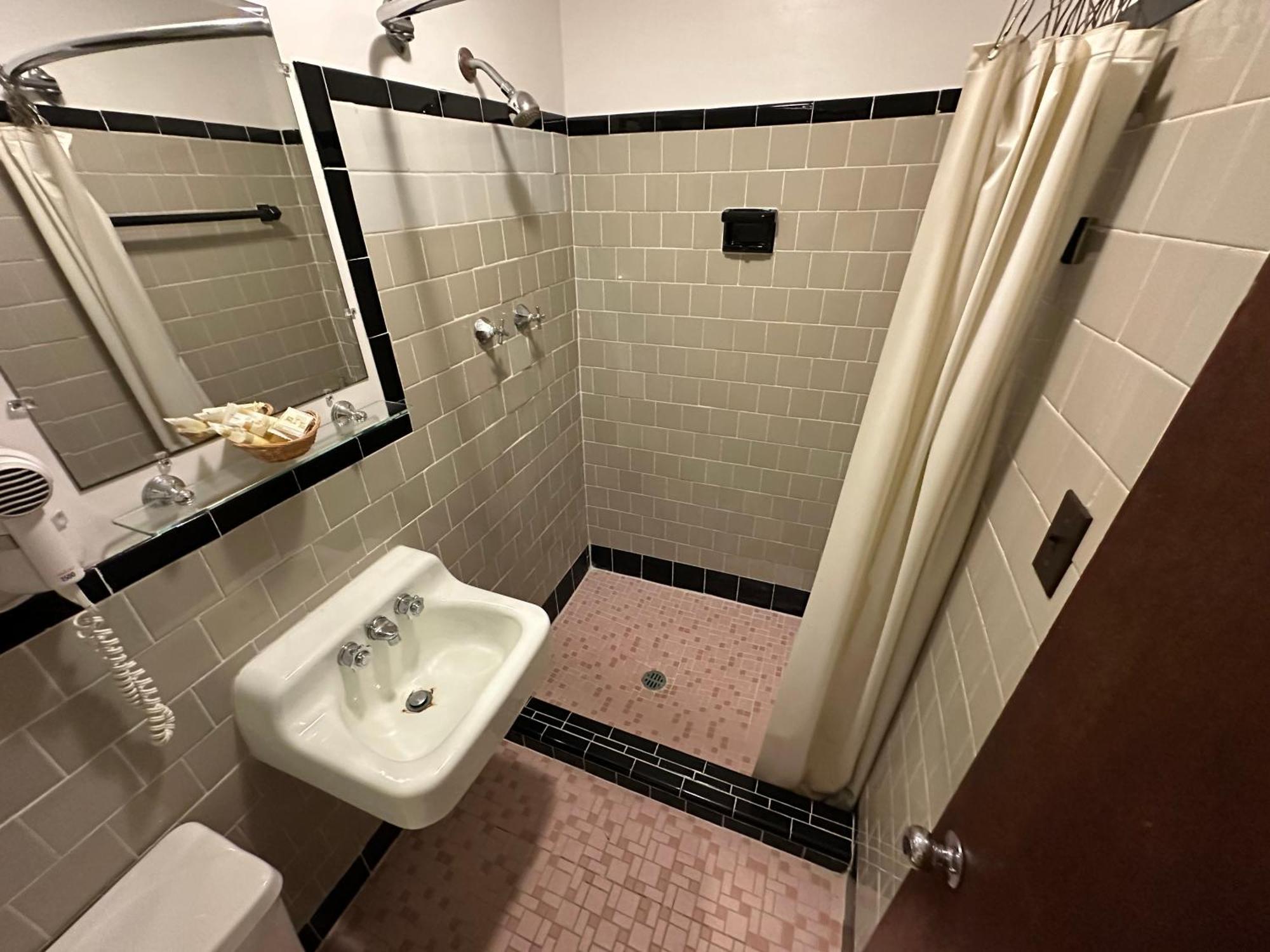 Four Oaks Lodging Smithfield Εξωτερικό φωτογραφία