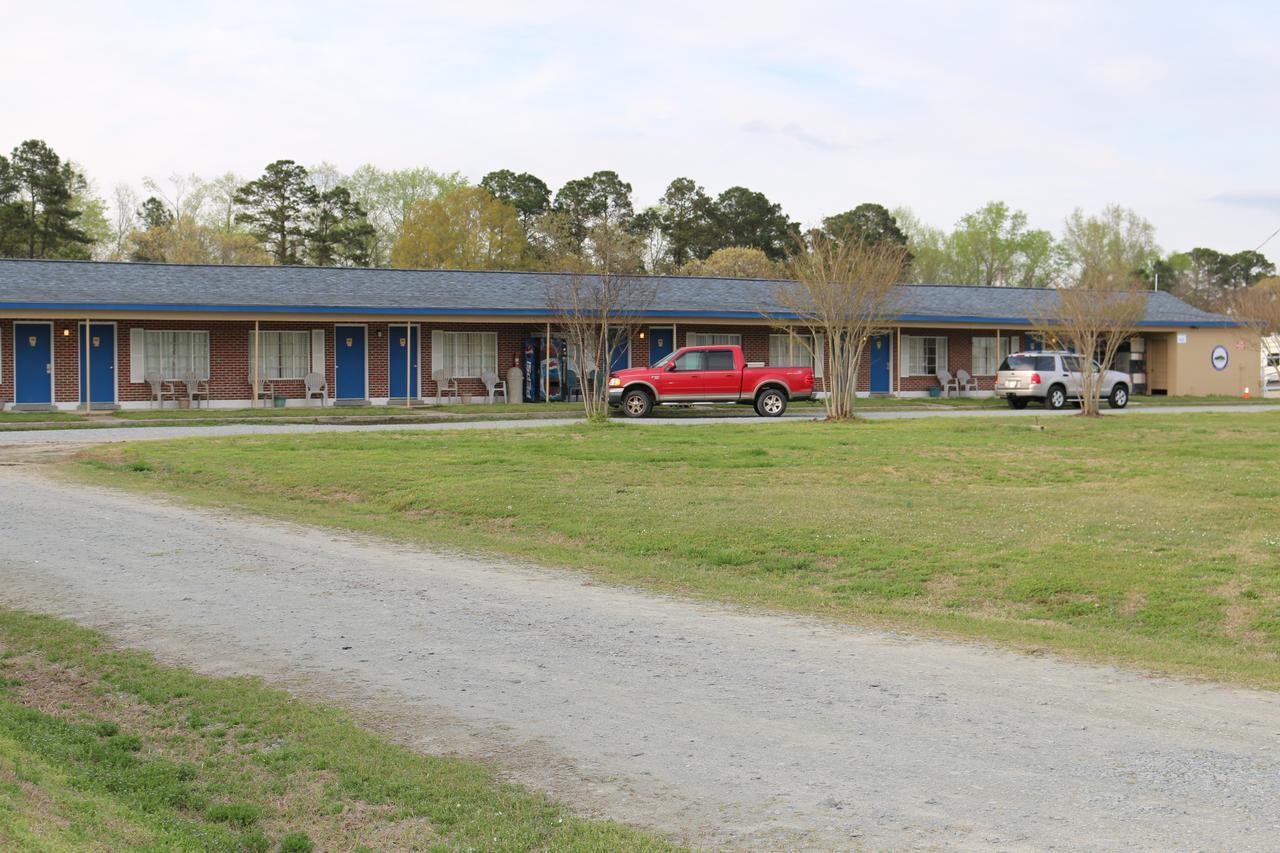 Four Oaks Lodging Smithfield Εξωτερικό φωτογραφία