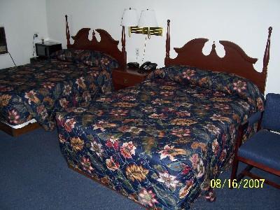 Four Oaks Lodging Smithfield Δωμάτιο φωτογραφία